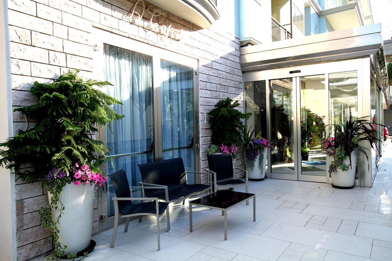 Hotel Capri Bellaria-Igea Marina Buitenkant foto