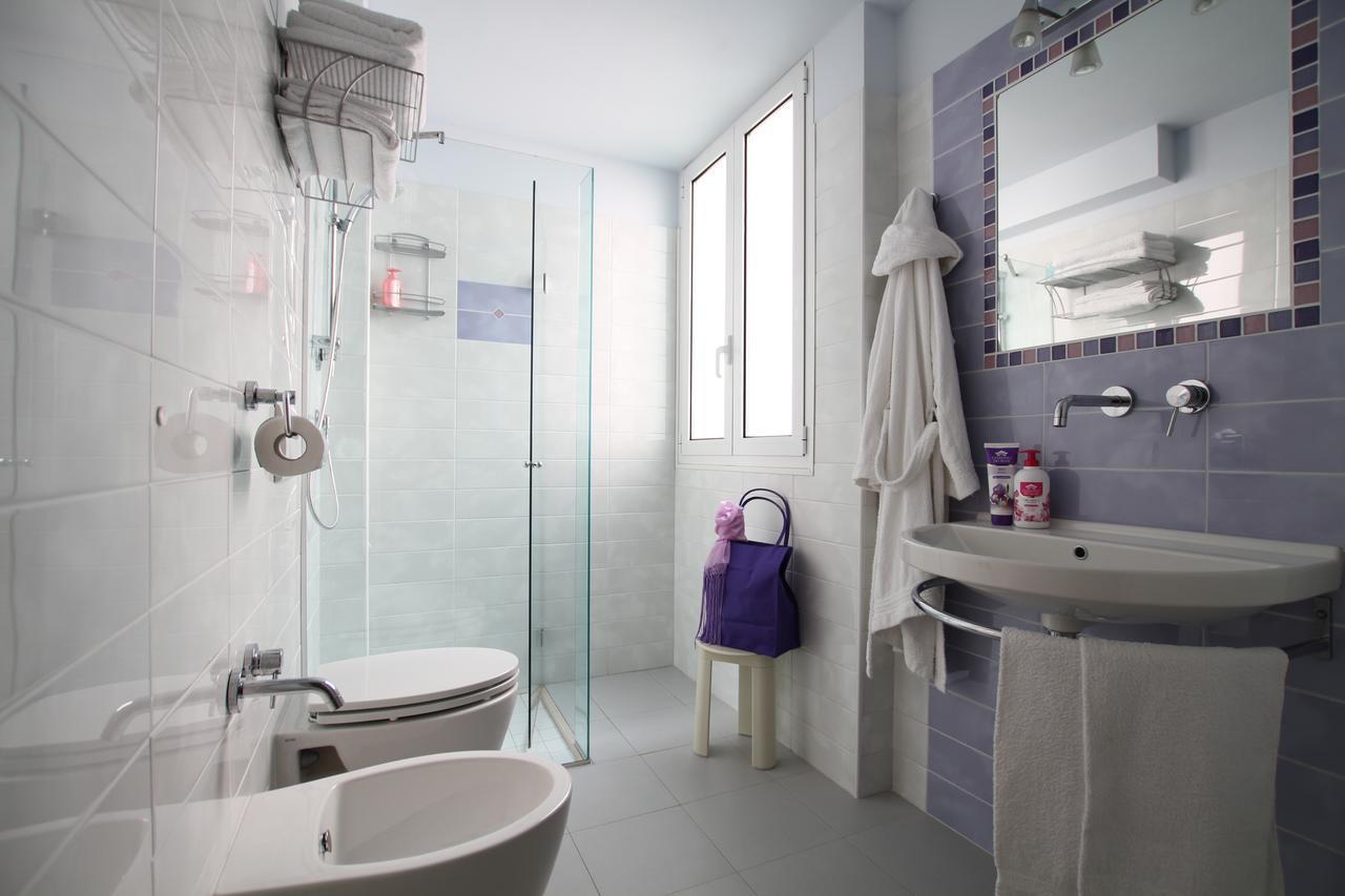 Hotel Capri Bellaria-Igea Marina Buitenkant foto